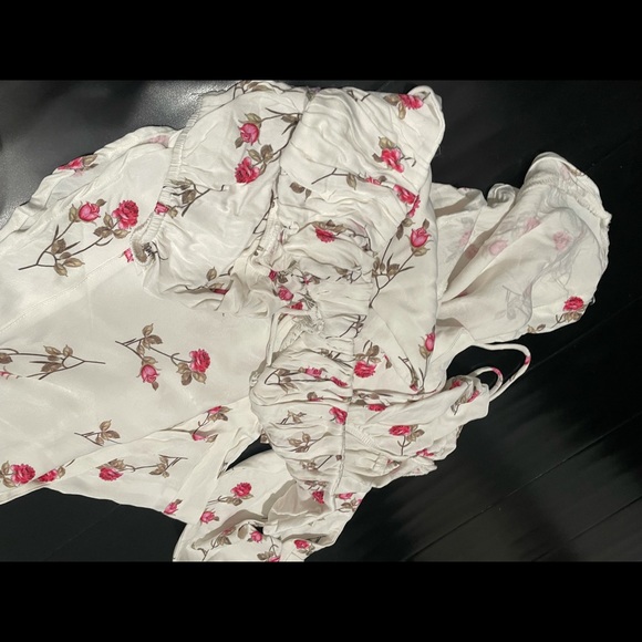 RAT & BOA THE BONITA SET WHITE large crop top skirt roses floral set - Picture 7 of 11